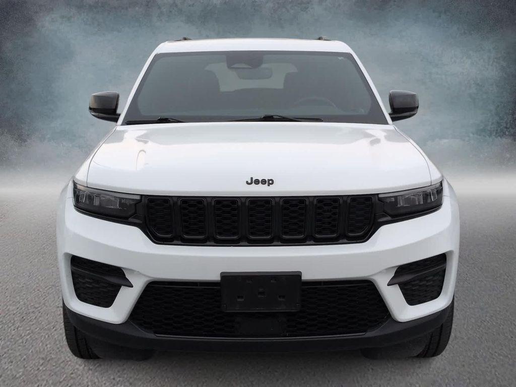 used 2023 Jeep Grand Cherokee car, priced at $28,350