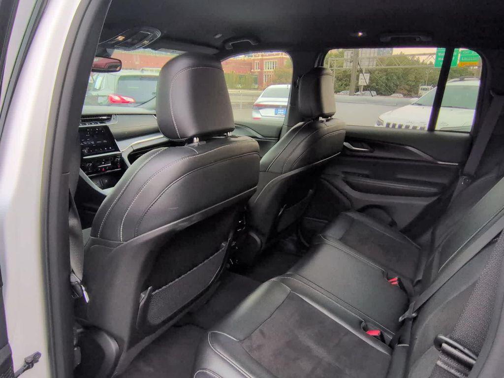 used 2023 Jeep Grand Cherokee car, priced at $28,350