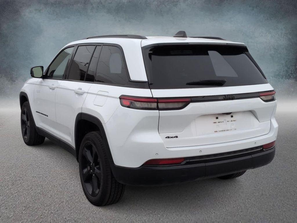 used 2023 Jeep Grand Cherokee car, priced at $28,350