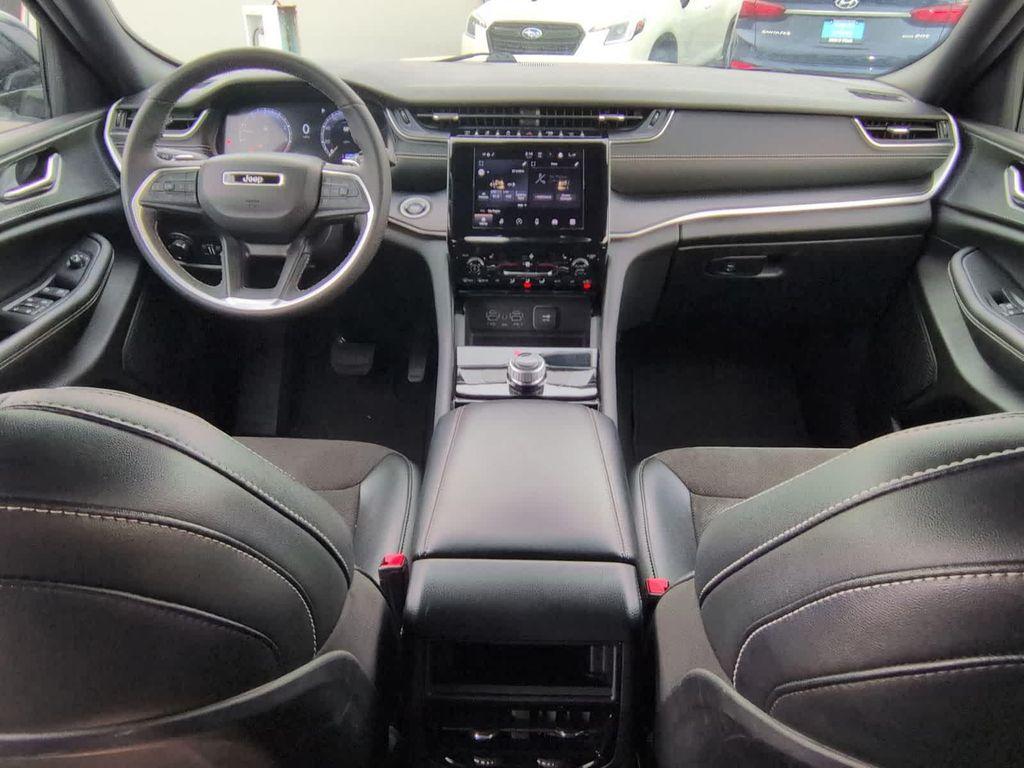 used 2023 Jeep Grand Cherokee car, priced at $28,350