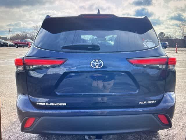 used 2021 Toyota Highlander car, priced at $31,249