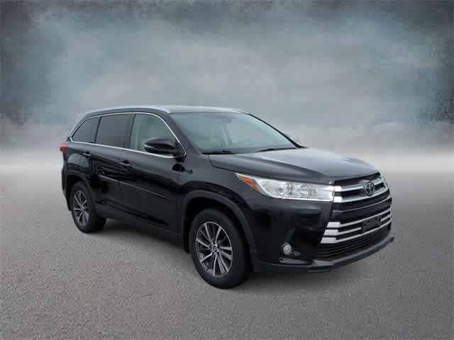 used 2019 Toyota Highlander car, priced at $29,300