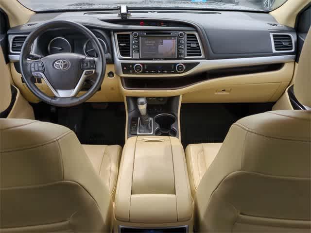 used 2019 Toyota Highlander car, priced at $29,300
