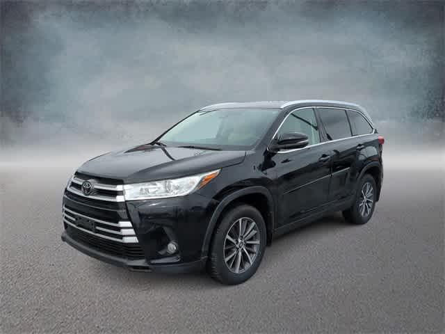 used 2019 Toyota Highlander car, priced at $29,300