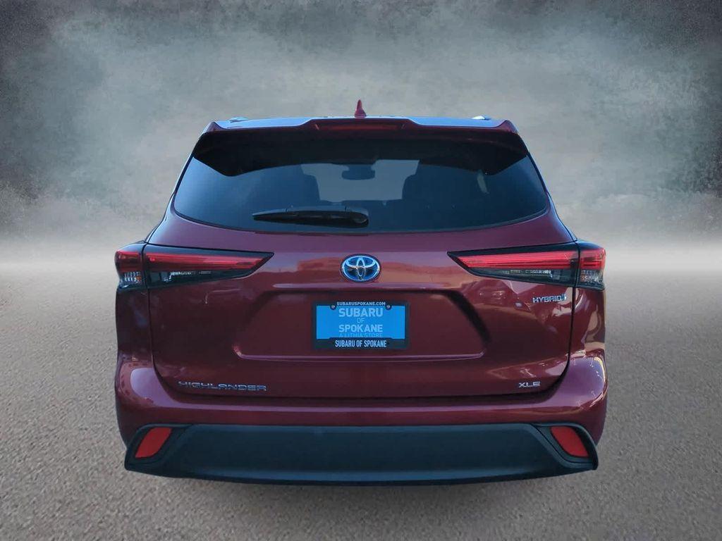 used 2023 Toyota Highlander Hybrid car, priced at $35,214