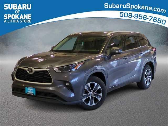 used 2022 Toyota Highlander car, priced at $34,584