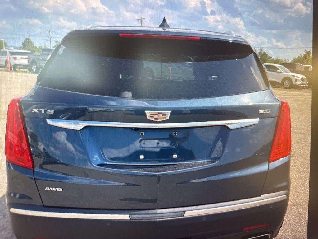 used 2019 Cadillac XT5 car, priced at $17,628