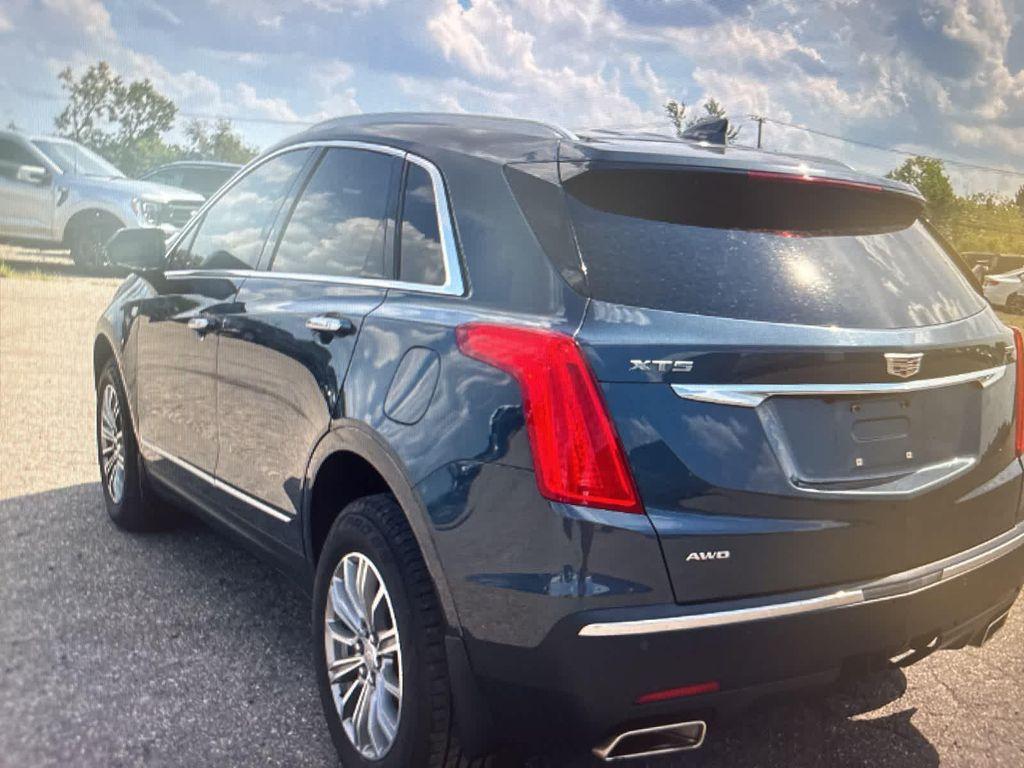 used 2019 Cadillac XT5 car, priced at $17,628
