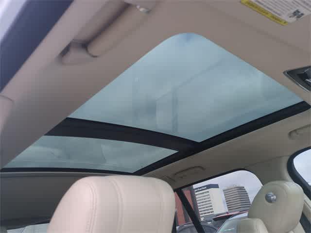 used 2015 Land Rover Range Rover car, priced at $15,748