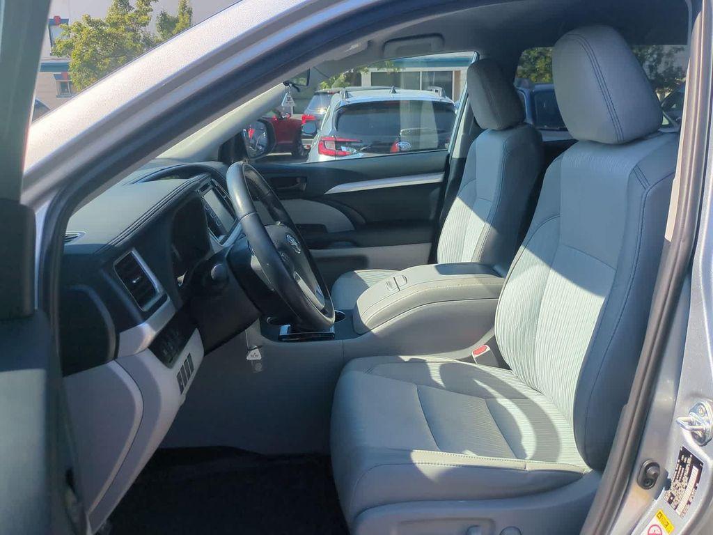 used 2019 Toyota Highlander car, priced at $22,999