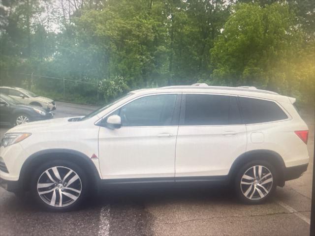 used 2017 Honda Pilot car, priced at $23,980