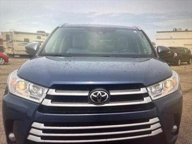 used 2017 Toyota Highlander car, priced at $23,589