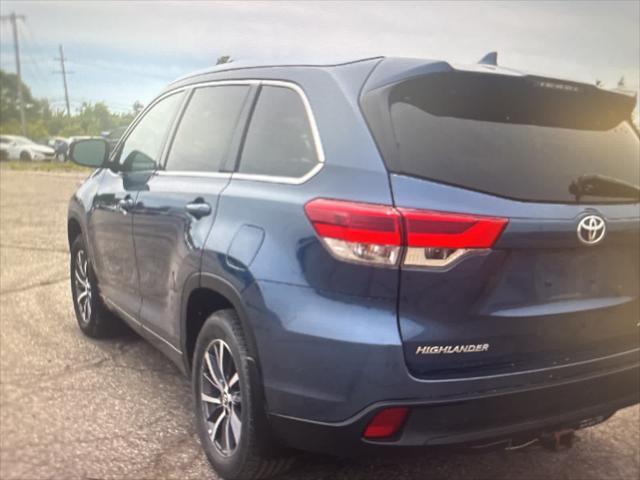 used 2017 Toyota Highlander car, priced at $23,589