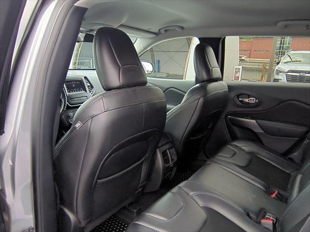 used 2020 Jeep Cherokee car, priced at $17,991