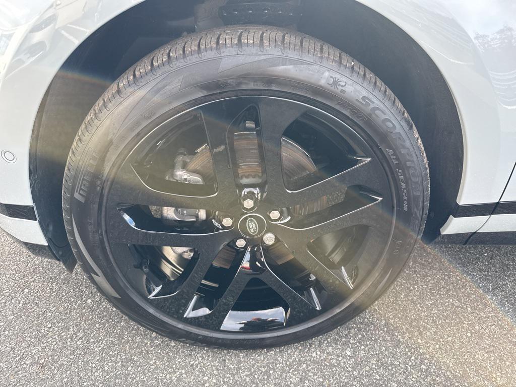 used 2025 Land Rover Range Rover Evoque car, priced at $47,900