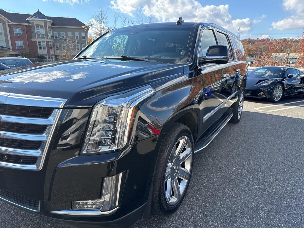 used 2019 Cadillac Escalade ESV car, priced at $23,900