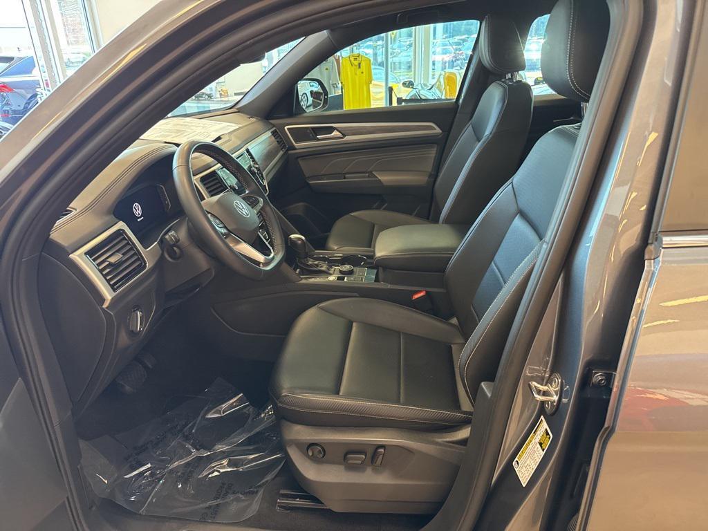 used 2022 Volkswagen Atlas Cross Sport car, priced at $26,500