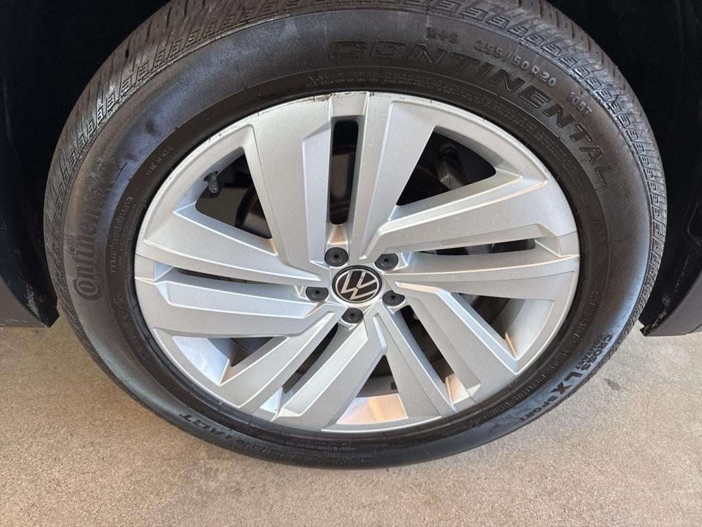 used 2022 Volkswagen Atlas Cross Sport car, priced at $26,500