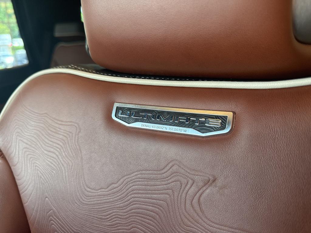 used 2023 GMC Yukon car, priced at $75,400