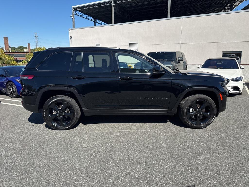 used 2023 Jeep Grand Cherokee car, priced at $35,500
