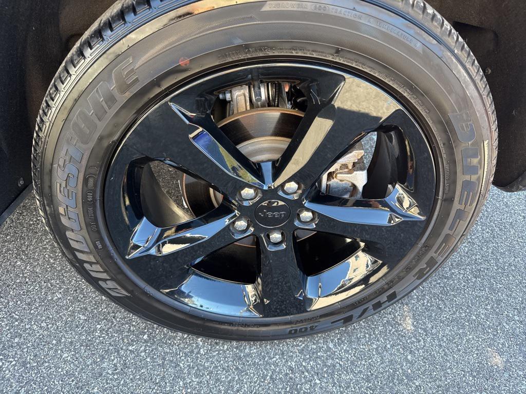 used 2023 Jeep Grand Cherokee car, priced at $35,500