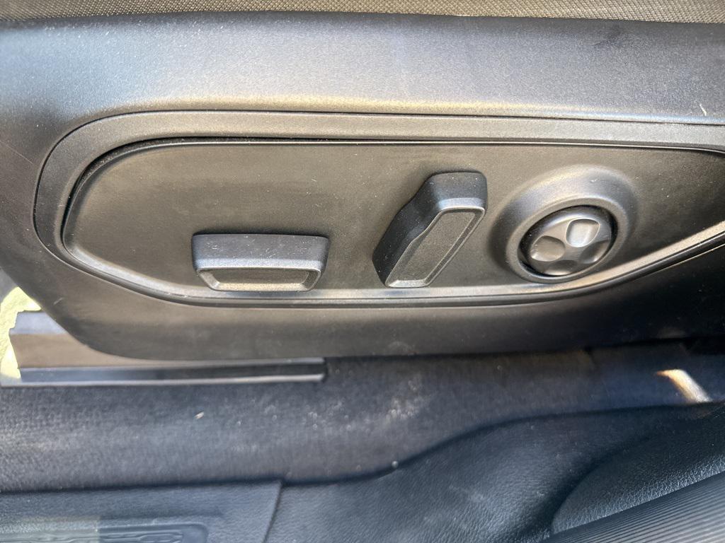 used 2023 Jeep Grand Cherokee car, priced at $35,500