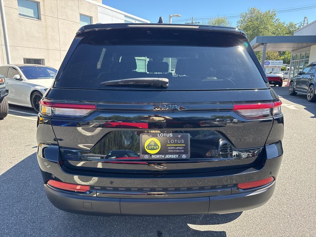 used 2023 Jeep Grand Cherokee car, priced at $35,500