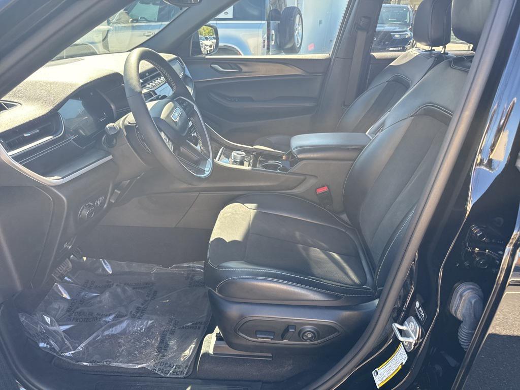 used 2023 Jeep Grand Cherokee car, priced at $35,500