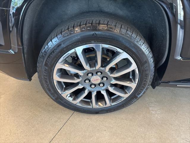 used 2022 GMC Acadia car, priced at $36,900
