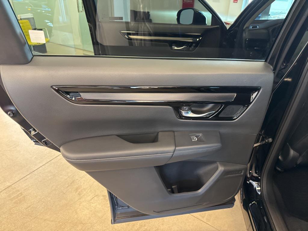 used 2024 Honda CR-V car, priced at $31,900