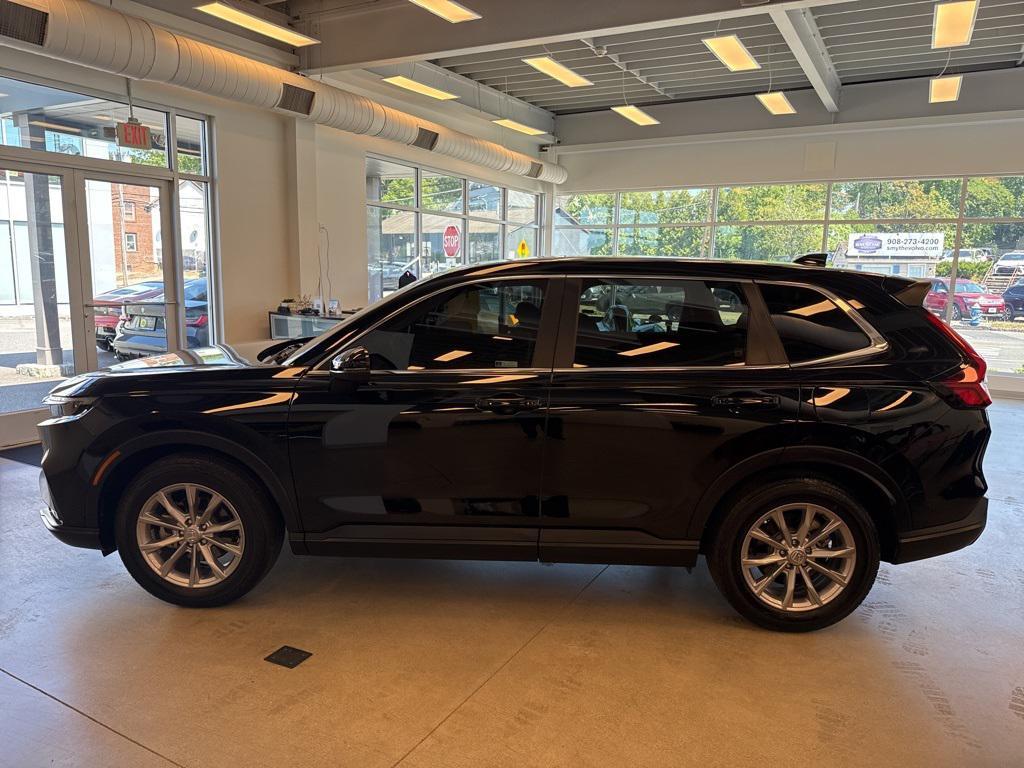 used 2024 Honda CR-V car, priced at $31,900