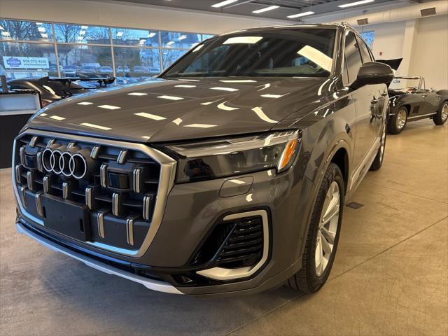 used 2025 Audi Q7 car, priced at $67,900