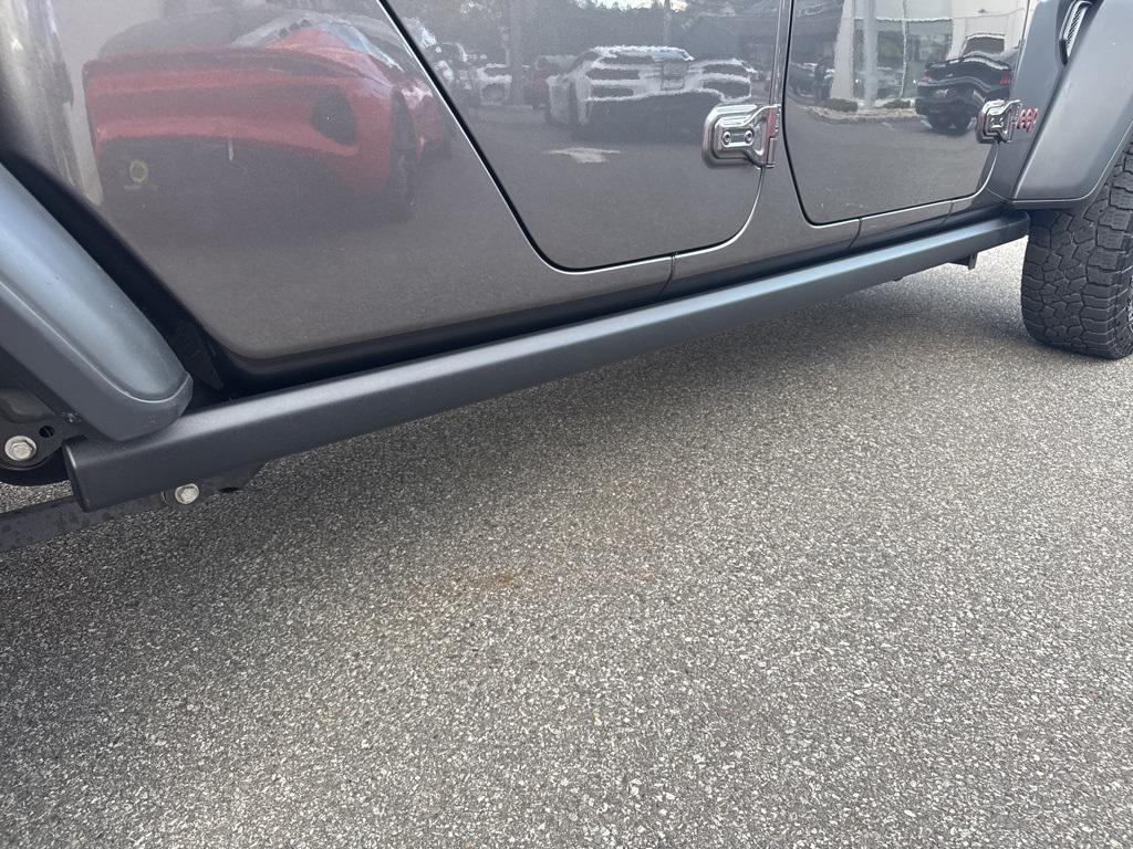 used 2023 Jeep Gladiator car, priced at $39,900