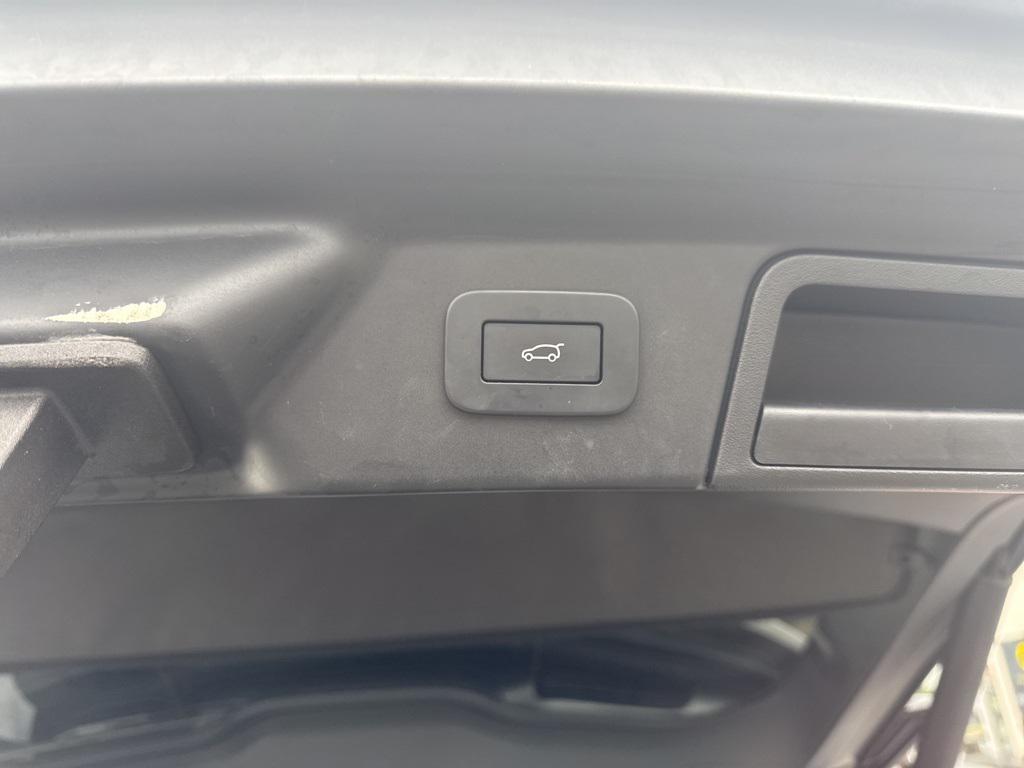 used 2023 Land Rover Range Rover Velar car, priced at $43,500