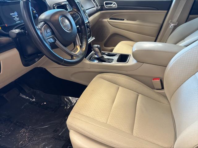 used 2022 Jeep Grand Cherokee car, priced at $25,900