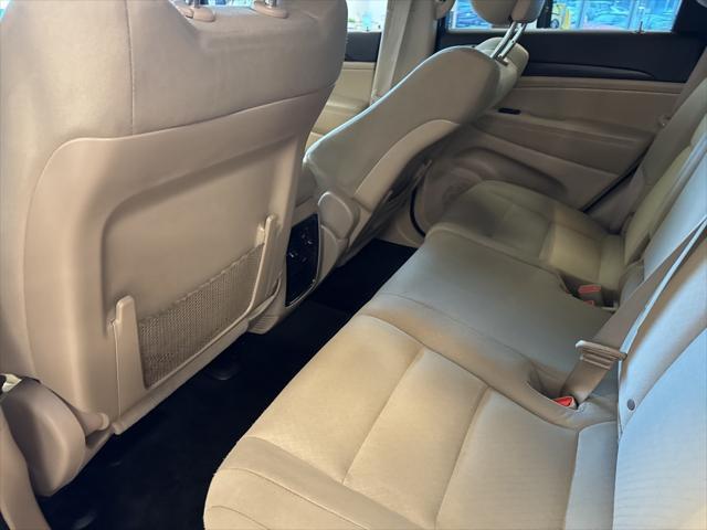used 2022 Jeep Grand Cherokee car, priced at $25,900