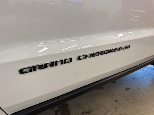 used 2022 Jeep Grand Cherokee car, priced at $25,900
