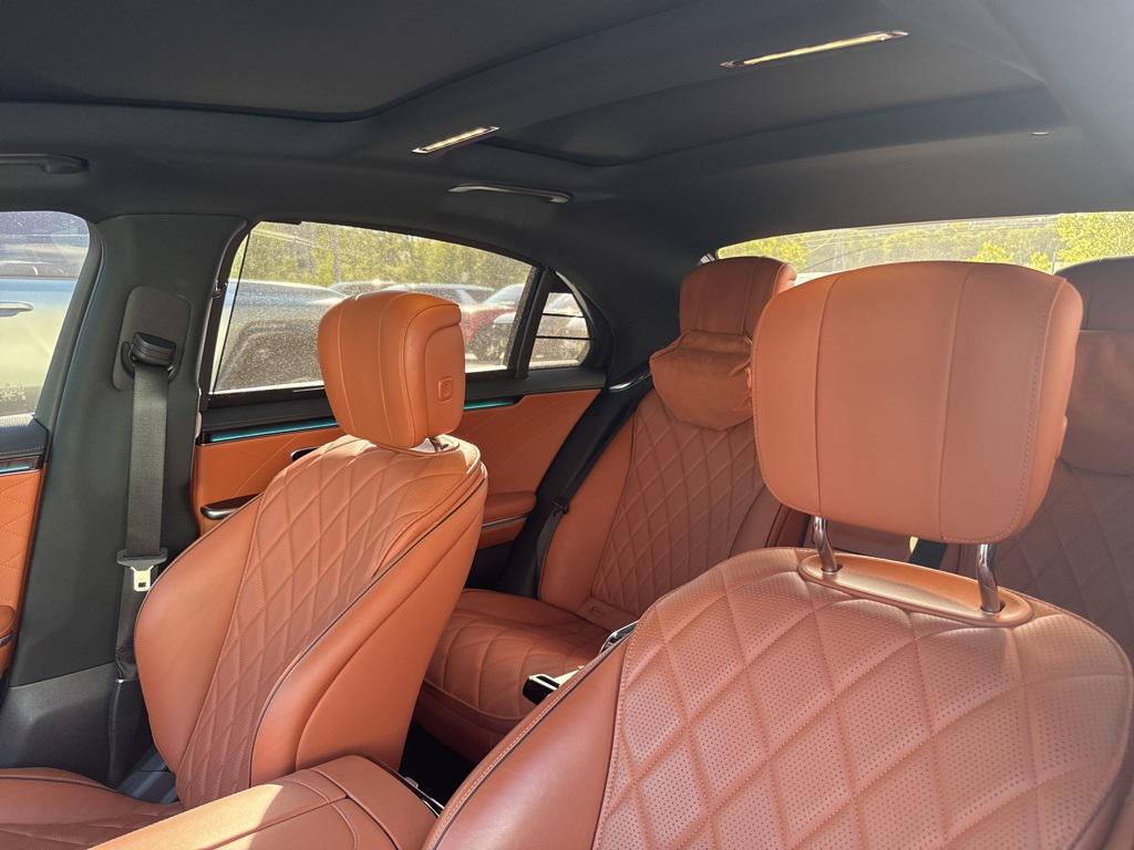 used 2022 Mercedes-Benz S-Class car, priced at $72,900