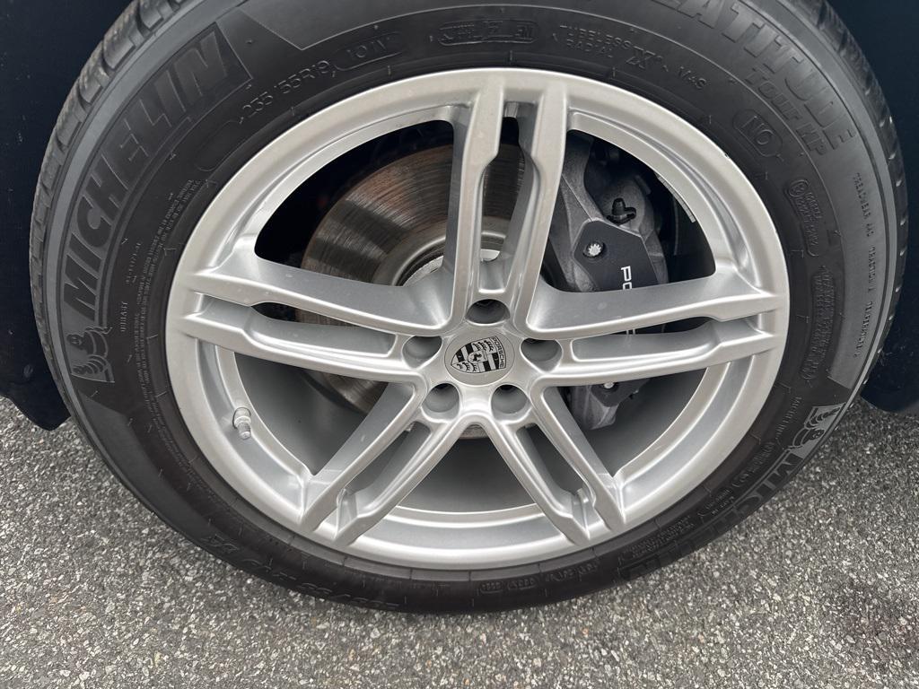 used 2025 Porsche Macan car, priced at $59,900