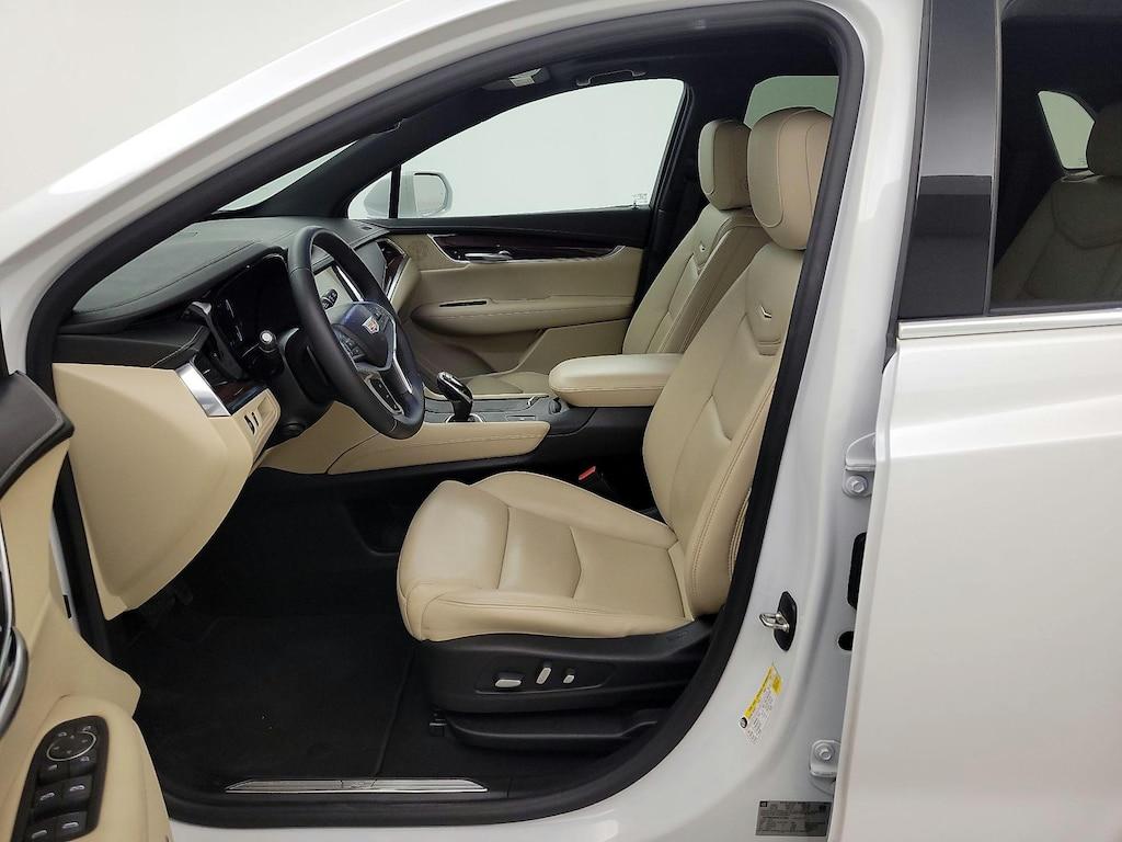 used 2018 Cadillac XT5 car, priced at $22,998