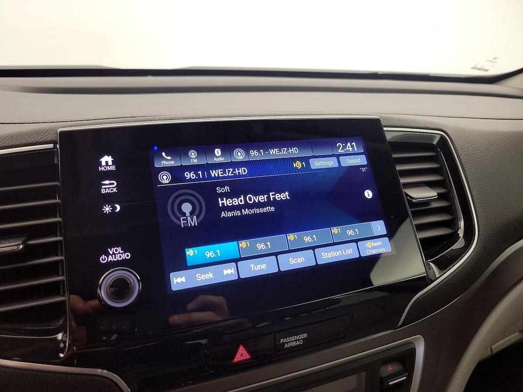 used 2022 Honda Pilot car, priced at $33,998