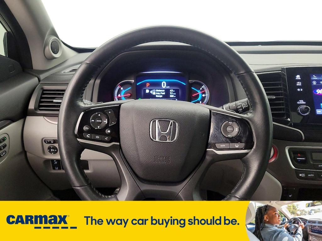 used 2022 Honda Pilot car, priced at $33,998