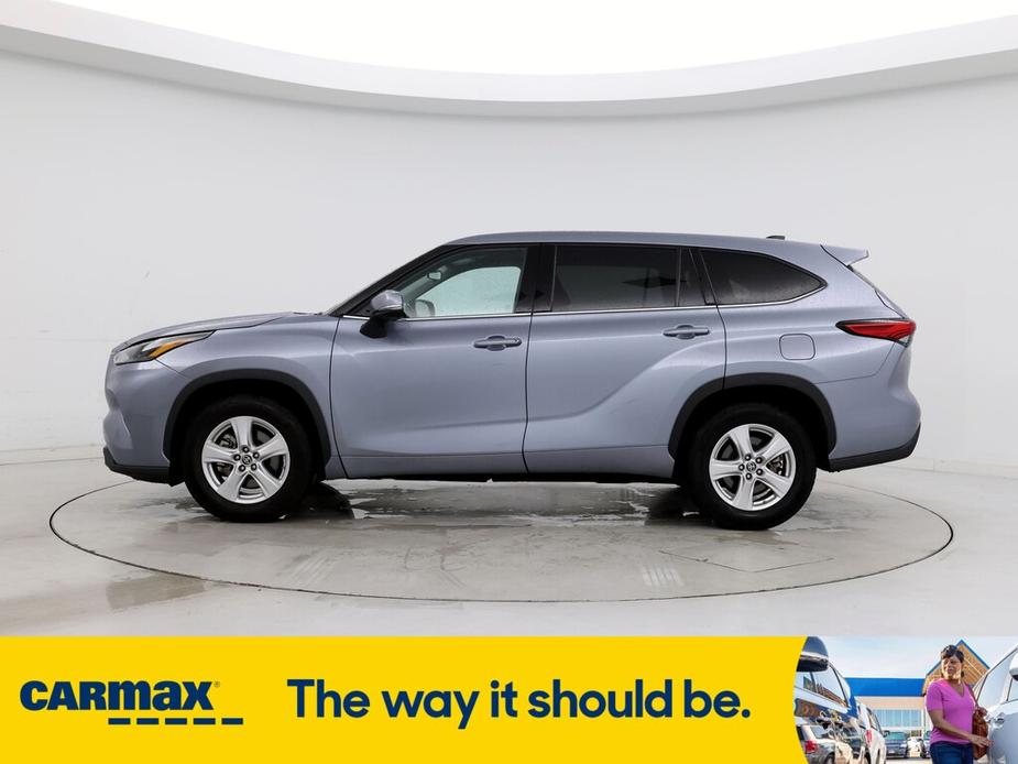 used 2022 Toyota Highlander car, priced at $28,998