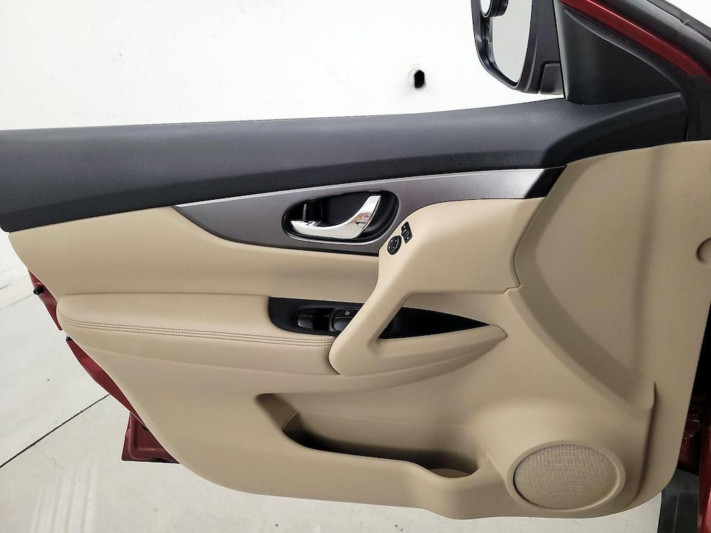 used 2015 Nissan Rogue car, priced at $14,998