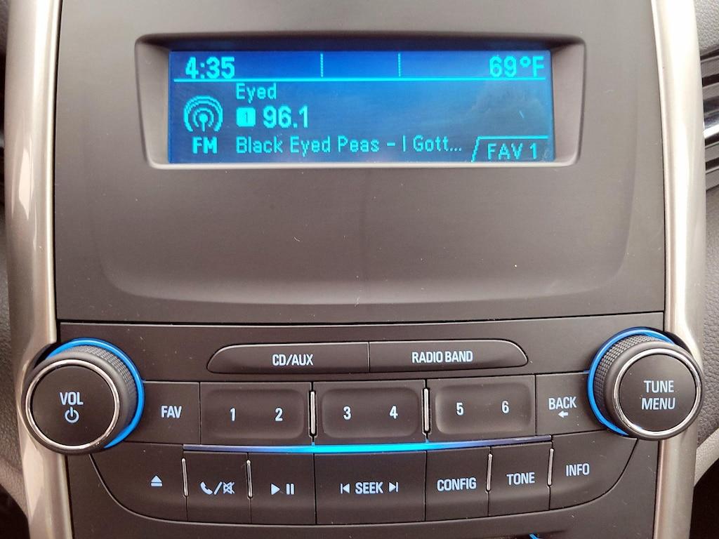 used 2015 Chevrolet Malibu car, priced at $11,998