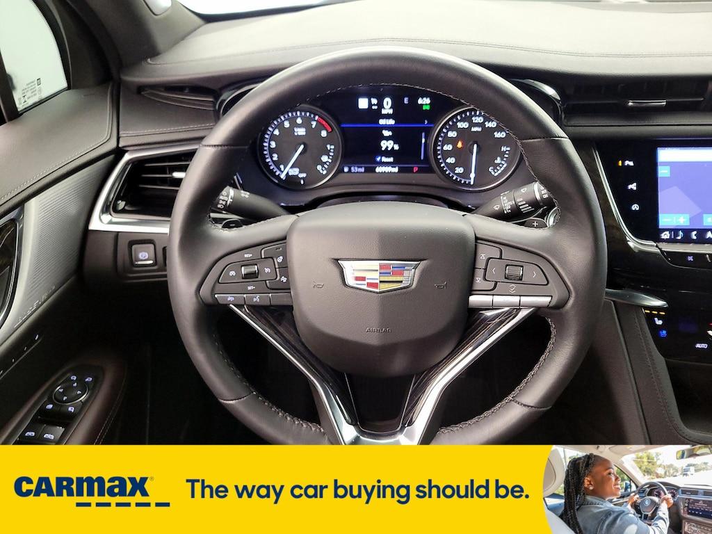 used 2020 Cadillac XT6 car, priced at $27,998