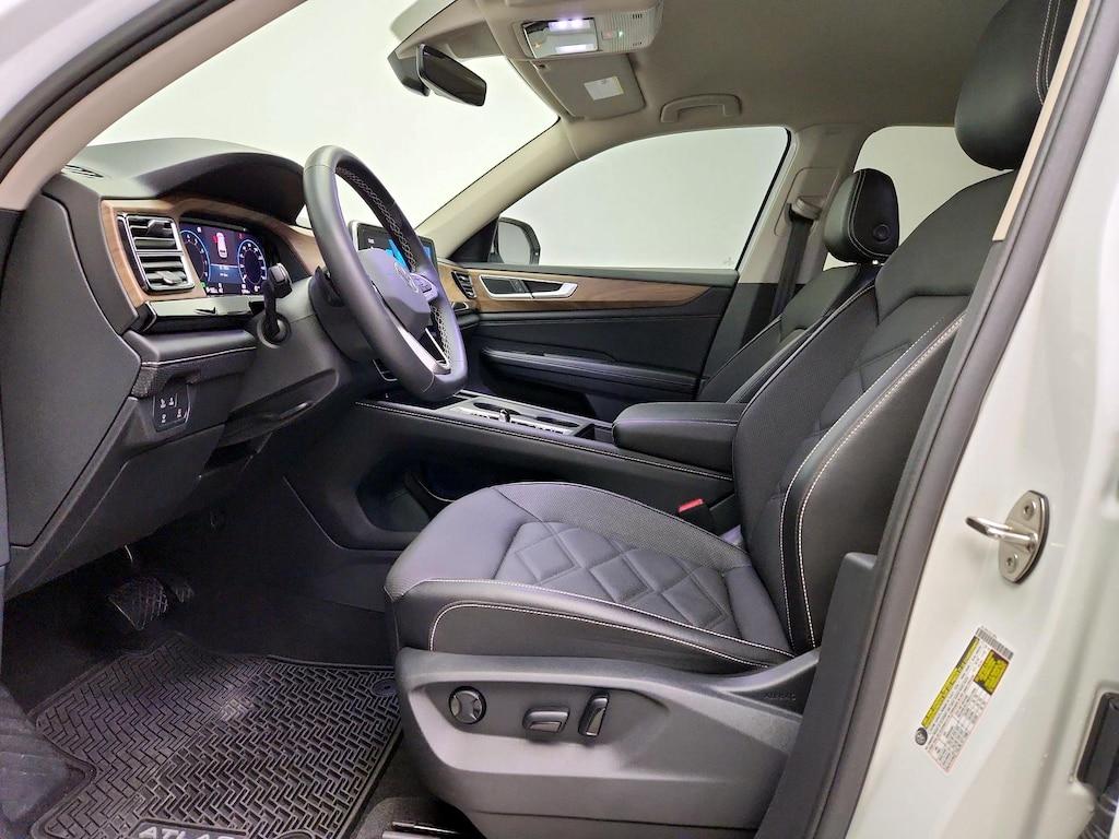 used 2024 Volkswagen Atlas car, priced at $31,998