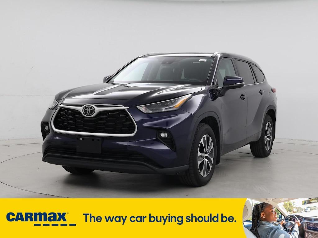 used 2023 Toyota Highlander car, priced at $37,998