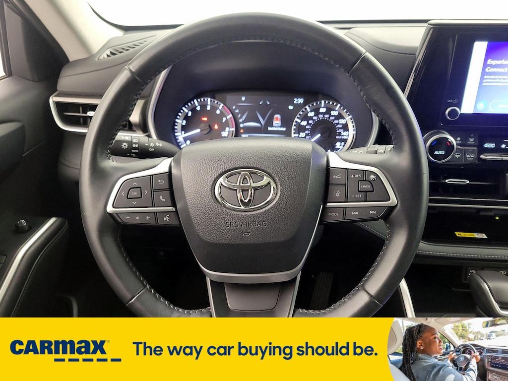 used 2023 Toyota Highlander car, priced at $37,998