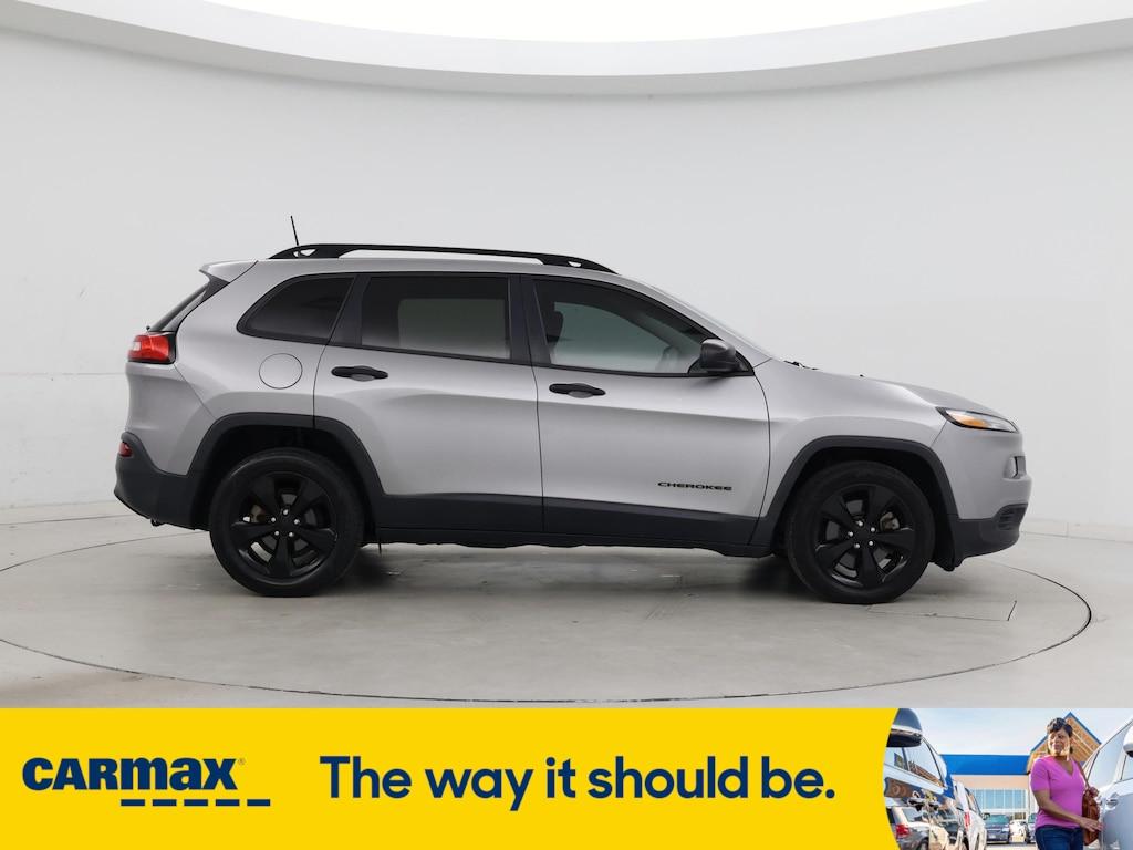 used 2016 Jeep Cherokee car, priced at $12,998